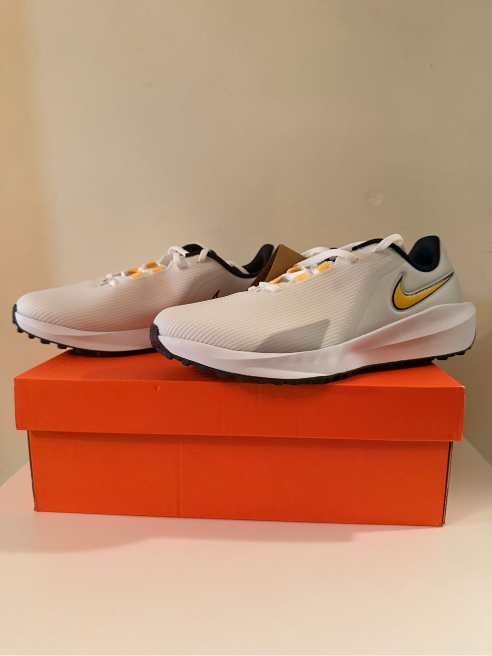 Nike men’s golf shoes with Yellow Swoosh and Black Trim brand New